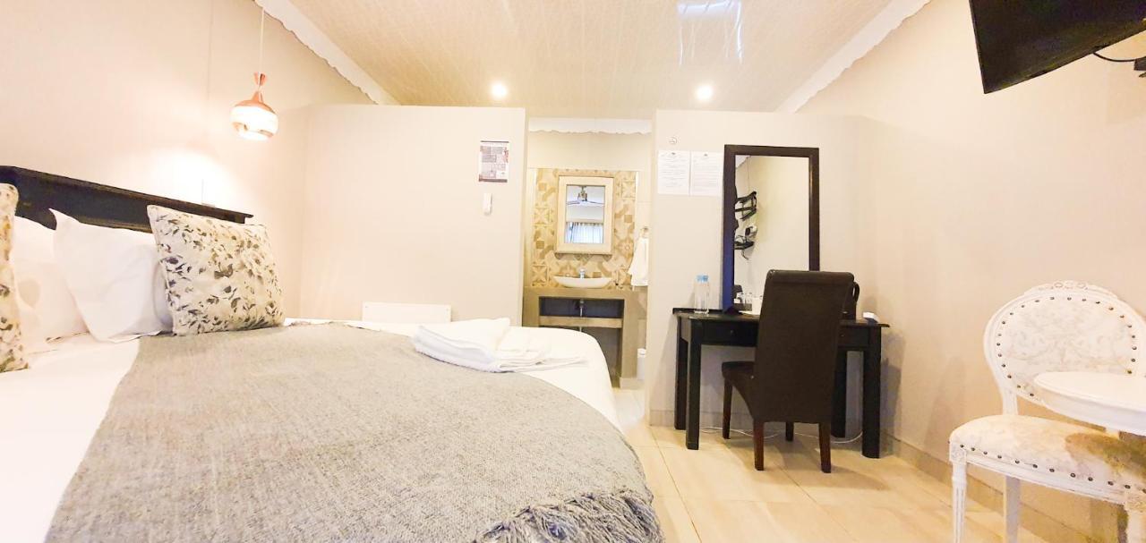 크론스타드 Le Grant Guesthhouse 아파트 호텔 외부 사진